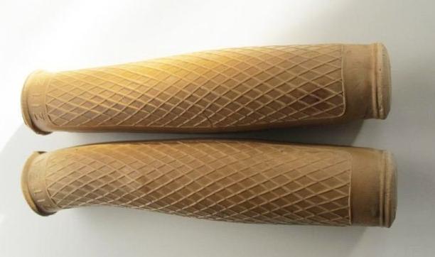 Datei:Griffe ZiTZA extralang beige.jpg