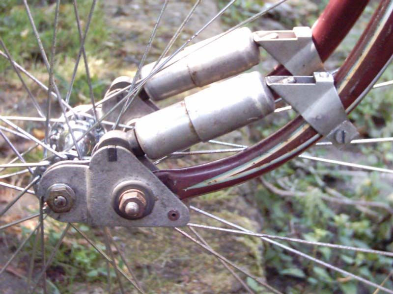 Datei:Federung Haza montiert.jpg