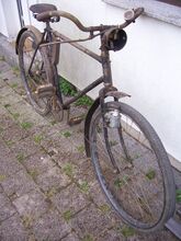 Herrenrad im Fundzustand, 28 Zoll-Laufräder, Baujahr 1951.