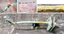 Details des links nebenstehenden "Rollka III" - Anhängerkupplung und Typenschild.