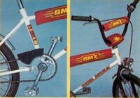 Detailansichten von Rahmen, Antriebseinheit und Lenker