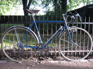 Ab 1961 trugen die Rennräder wiederum neue Bezeichnungen. Das Modell 35 707 besaß eine Zehngang-Kettenschaltung.