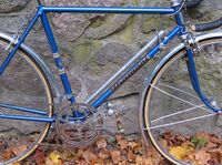 Mit diesem Rahmendekor sowie den Steuerkopfschildern aus Aluminium wurden die Rennräder noch bis 1964 ausgeliefert.