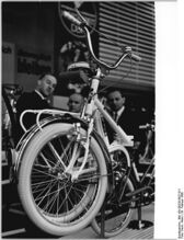 ... das sich auch auf einem Foto von der Leipziger Frühjahrsmesse 1968 findet.