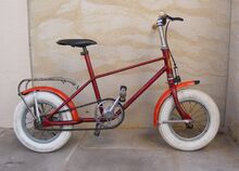 Modell "Blitz, vrmtl. frühe 1970er Jahre (A). Bremse und Bereifung und Schutzbleche nicht original.