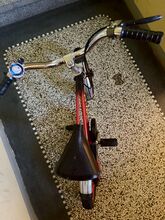 Bemerkenswert ist der "Mixte"-Rahmen, den es an anderen DDR-Fahrrädern nicht gab.