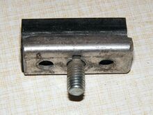 Bremsschuh für Felgenbremsen (mit Aussparungen) Zeitraum: 19xx bis 19xx Verwendung: alle Modelle mit Felgenbremsen Material: Aluminium Bemerkungen: