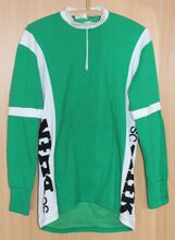 SC DHfK-Trikot Deutsche Hochschule für Körperkultur Leipzig Zeitraum: 1980er Jahre langärmliges Trikot mit abnehmbaren Ärmeln und Rückentaschen