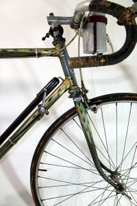 Diamant-Strahlenkopf, aerodynamischer Gabelkopf und Gabel mit ovalen Gabelscheiden