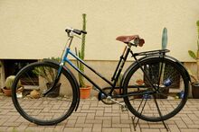 Das fehlende Kleidernetz befindet sich originalverpackt in der Werkzeugtasche.