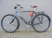 ======================================================== Beleuchtung von IKA, Sattel und Rahmentasche von Burgsattel, "Tempo"-Griffe