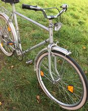 Das markante Jungengesicht an Sattelrohr und Steuerkopf (hier fehlend) stellt den Bezug zur Marke Diamant hin.