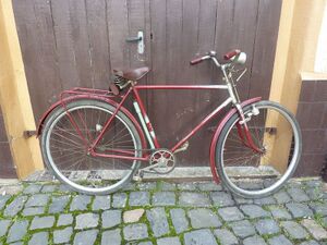 Ein Modell 101 von Anfang 1956. Die Ausstattung mit diesem Kettenblatt gab es vermutl. nur kurze Zeit: 1955/56.