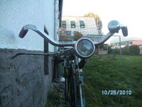 ================================= ...Bakelitgriffen von TEMPO, Scheinwerfer und Strebenrücklicht von BALACO und einem Dynamo von AFE.