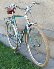 Auch dieses Exemplar wurde mit Tachometer und Gangschaltung nachgerüstet. die Gangschaltung wurde jetzt wieder entfernt.