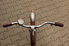 Die Kingel hat noch die kantige Form, zeigt aber ein anderes Motiv als bisher.