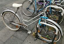 Ein Modell 35 160 mit der Markenbezeichnung TALPO. Fundort Frankreich; Lampenhalter geprägt mit made in France.