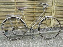 Von Elsner umgebautes Diamant-Sportrad (Baujahr nicht bekannt). Besonders ist hier das doppelte Oberrohr.