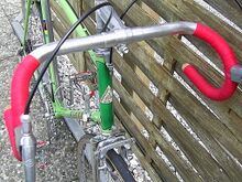 Detail des vorstehenden Rades. Montiert sind tschechische Centric-Bremsen.