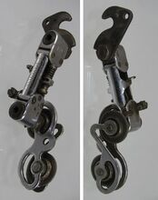 Modell PWB (für Freilaufnabe mit Rücktrittbremse) Zeitraum: spätestens 1968 bis 197x Verwendung: Zubehörteil Material: Stahl (verchromt) Bemerkungen: für Fahrräder mit Freilaufnabe und Rücktrittbremse (Drehpunkt bei der oberen Kettenleitrolle)