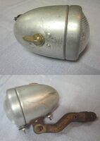 Zeitraum: 195? bis mindestens 1959 Verwendung: ?? Material: Aluminium, Glas Bemerkungen: geprägt mit "FBK", Bauweise ähnlich MGK Scheinwerfer