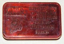 Pinnerol Schlauch-Flickmaterial Spezial Zeitraum: vor 1964 Hersteller: VEB Pinnerolwerk Bad Düben Material der Packung: Kunststoff Bemerkungen: transparenter Deckel