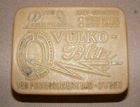 Pinnerol Vulko-Blitz Zeitraum: vrmtl. 50er/60er Jahre Hersteller: VEB Pinnerolwerk Bad Düben Material der Packung: Kunststoff Bemerkungen: