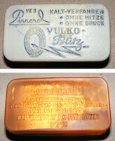Pinnerol Vulko-Blitz Zeitraum: vrmtl. 50er/60er Jahre Hersteller: VEB Pinnerolwerk Bad Düben Material der Packung: Kunststoff Bemerkungen: