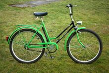 Ein Fortschritt Modell 305 von Anfang 1990 mit Exportdekor "Exclusiv".