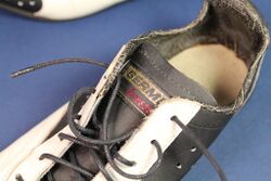 GERMINA Avanti Leder als Obermaterial (mit Luftlöchern)