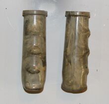 "HaGe" - Fahrradgriffe Kennzeichnung: keine Zeitraum: vrmt. 1970er Jahre Verwendung: Diamant, Mifa Material: Kunststoff Farben: grau marmoriert Bemerkungen: oft gelblich verfärbt