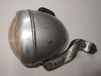 Scheinwerfer von IKA FEK, mit Fern- und Abblendlicht, Baujahr: Mitte 50er Jahre, verbaut an: ??, Material: Eisen, Aluminium, Glas, bekannte Farben: silber, schwarz