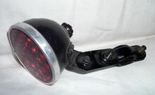 Zeitraum: 195? bis 195? Verwendung: ? Material: thermoplast. Kunststoff (Decelith), Glas, Aluminium Farben/Varianten: schwarz Bemerkungen: Nur mit IKA-Labelung des Glases.