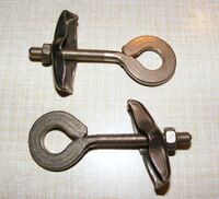 Standard-Kettenspanner, wie er seit den 50er/60er Jahren auch als Zubehör verwendet wurde. In verchromter und vernickeler Ausführung bekannt.