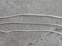 Die drei verschiedenen Außendurchmesser der in der DDR üblichen gummiummantelten Lichtkabel im Vergleich.