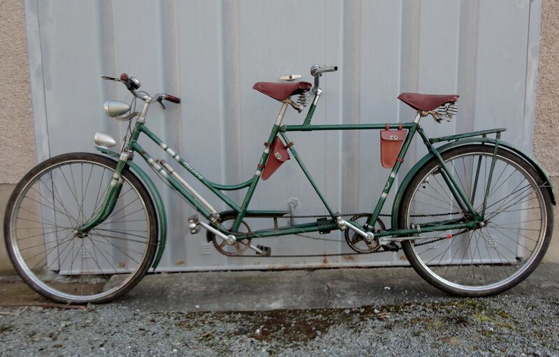 Datei:Möve Tandem mutmaßlich Modell 250 von 1960 Bild2.JPG
