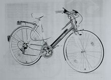 Mifa Leichtlauffahrrad 28" für Damen, Katalogabbildung von 1990. Das Modell wurde auch mit Dreigang-Nabenschaltung und Sechsgang-Kettenschaltung angeboten.