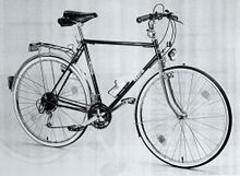 Mifa Trekkingrad 28" für Herren, Katalogabbildung von 1990.