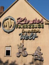 MW-Leuchtreklame in Mühlhausen. In Betrieb genommen im März 1968, im Juni 2003 demontiert und eingelagert.