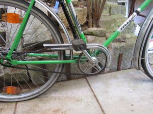 Mit den Aluminiumschutzblechen sowie etwas mehr Chrom wirkten die Tourensporträder zumindest etwas gefälliger als die sehr einfach gehaltene Version mit lackierten Schutzblechen.