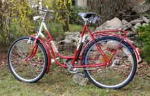 Mifa Modell 154 (1973) Dieses Exemplar befindet sich in vollständig originaler Erhaltung. Es ist bereits von der Umstellung auf Thompson-Tretlager betroffen, was qualitativ einen Rückschritt darstellte.