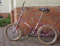 Ein weiteres Klapprad aus der ersten Hälfte der 1970er Jahre (Baujahr um 1973), hier mit flieder-farbenem Metallic-Lack.