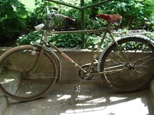 Mifa Modell 101 (1974) Ein Exemplar im damals typischen Farbton olivgrün, Lenker und Schutzbleche vrmtl. nicht original.