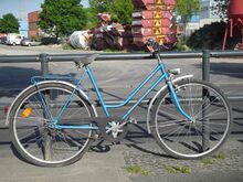 Mifa Modell 167 (1987) Bei diesem Exemplar ist der Kettenschutz noch schwarz lackiert und ein Sattel mit Gummidecke montiert.