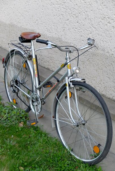 Datei:Mifa Modell 254 von 1987 Bild2.JPG