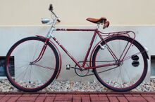 Im Unterschied zum Modell SH14/2, wurde dieses Modell auch 1958 noch mit lackierten Stahlschutzblechen ausgeliefert, deren Form jedoch geändert wurde.