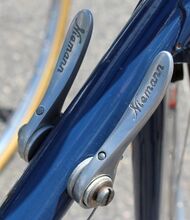 Niemann-Schalthebel Zeitraum: 198x bis 198x Material: Aluminium Bemerkungen: mit Niemann-Schriftzug