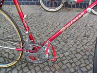 Rahmendekor des links nebenstehenden Rades.