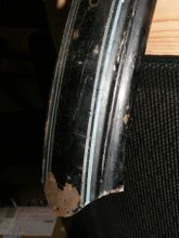 Zeitraum: bis 194x Verwendung: Tourenräder Material: Stahlblech Größen: 28 Zoll Aussparung für Stempelbremse ja Überstand des Vorderrad-Schutzleches: kurz Farben/Varianten: der Rahmenfarbe entsprechend, liniert Profil:gesickt Bemerkungen: dieses Profil wurde bereits vor 1945 verwendet