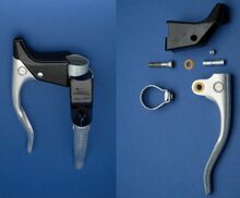 Rasant-Bremsgriff für TYPE 700 Zeitraum: 1980er Jahre Verwendung: Zubehörteil; Diamant Modell 35 715 "Rubin" Material: Aluminium Bemerkungen: Campagnolo Record - Kopie; Griffstück mit schwarzem Kunststoff überzogen (im Bild) oder blank ausgeführt